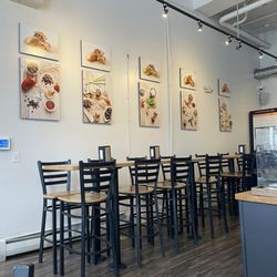 Lazo Empanadas - Inside seating