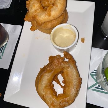 Mr. Lyons - Are those donuts? Nope soggy onion rings - Steakhouses Near Me - Palm Springs, California