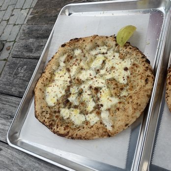 Pie95 Pizza - Bianca pizza - Pizza Near Me - Jacksonville, Florida