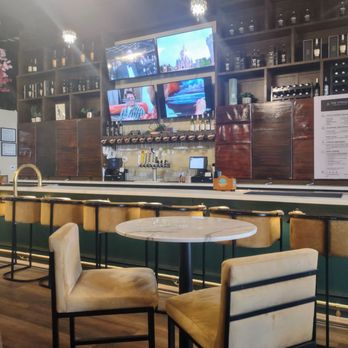 Syringa Lounge - Cocktail Bars Near Me - Nampa, Idaho Syringa Lounge - Cocktail Bars Near Me - Nampa, Idaho