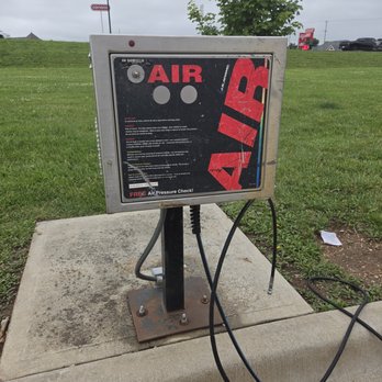 Maverik - Air pressure used to add air to passenger side front tire - Gas Stations Near Me - Ozark, Missouri Maverik - Air pressure used to add air to passenger side front tire - Gas Stations Near Me - Ozark, Missouri