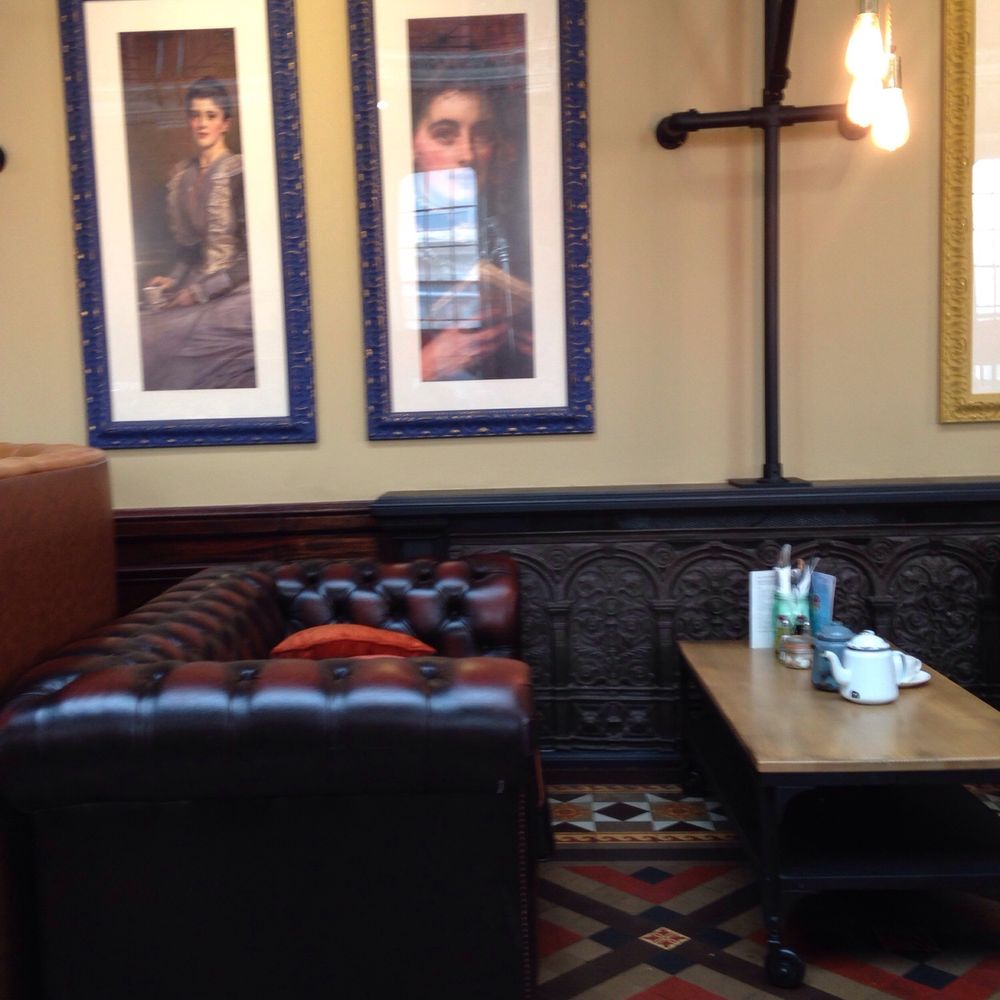 Edwardian Tea Room - Breakfast & Brunch Near Me - Birmingham, XWM