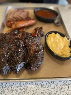 Lucille's Smokehouse Bar-B-Que by null