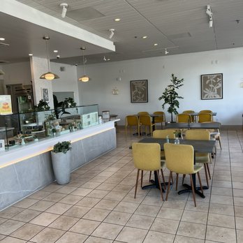 Bake & Che - Inside - Desserts Near Me - Garden Grove, California