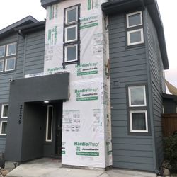 Siding Pros Of Idaho - Good example of James Hardie Board wrapping