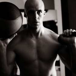 Gore's Core Fitness - Certified personal trainer in NYC West Village