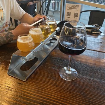 Marto Brewing Co - Beer flight and some wine - Breweries Near Me - Sioux City, Iowa Marto Brewing Co - Beer flight and some wine - Breweries Near Me - Sioux City, Iowa