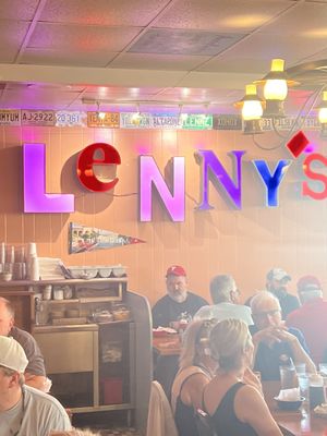 Lenny’s Restaurant by null