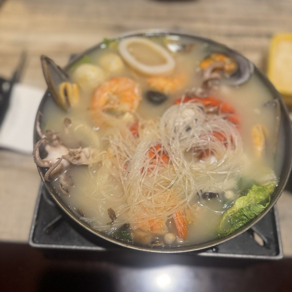 Hi Pot Miami - 12.Seafood Lobster Hot Pot/海鲜龙虾锅 - Taiwanese Near Me - Miami, Florida