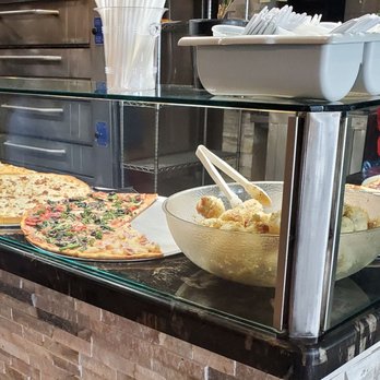 Picasso Pizza III - Pizza selection Sunday afternoon - Pizza Near Me Picasso Pizza III - Pizza selection Sunday afternoon - Pizza Near Me