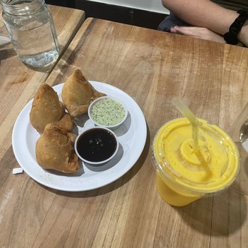 Curry & Pie - Traditional Samosas - Indian Near Me - Washington, DC, District of Columbia