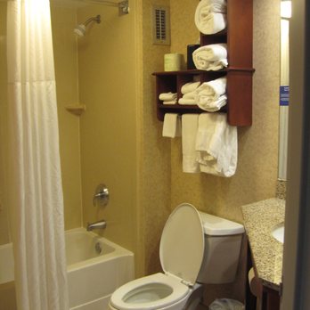 Hampton Inn Hendersonville - Hotels Near Me - Hendersonville, North Carolina