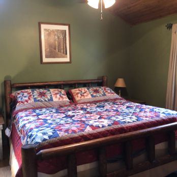 Oak Grove Cabins - Vacation Rentals Near Me - Makanda, Illinois