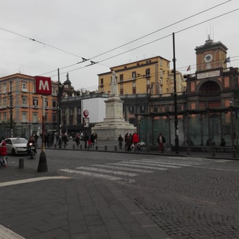 Piazza Dante - Public Plazas Near Me - Naples, NA