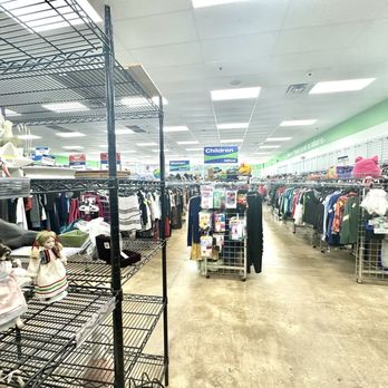 Goodwill Store & Donation Center - Goodwill, Berwyn - Thrift Stores Near Me - Berwyn, Pennsylvania Goodwill Store & Donation Center - Goodwill, Berwyn - Thrift Stores Near Me - Berwyn, Pennsylvania