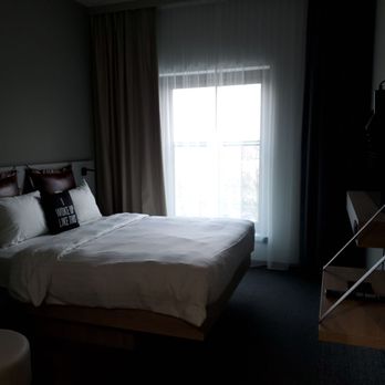 Moxy Munich Ostbahnhof - Hotels Near Me - Munich, BY