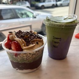 Purple rain matcha and Banana Split (Coconut and Açaí)