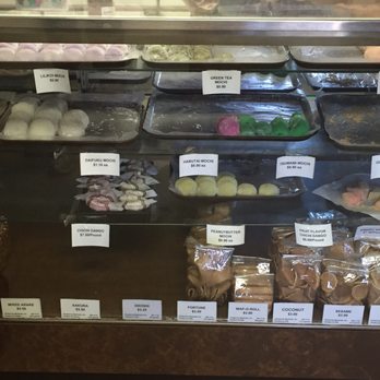 Nisshodo Candy Store - The case! - Candy Stores Near Me - Honolulu, Hawaii