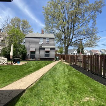 GrassCLE Landscaping Services - Lawn mowing, mulch service - Landscaping Near Me GrassCLE Landscaping Services - Lawn mowing, mulch service - Landscaping Near Me