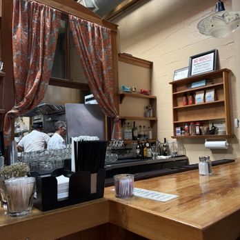 Gravy - Bar side - American Near Me - Portland, Oregon Gravy - Bar side - American Near Me - Portland, Oregon