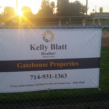 Display Solutions - Custom Banners - Signmaking Near Me - Santa Ana, California