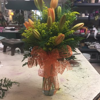 Belle's Lodi Flower Shop - Floral arrangement - Florists Near Me - Lodi, California