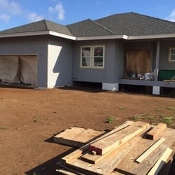 Claussen Painting - New project in koloa