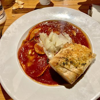 District Pour House - Short rib ravioli - Bars Near Me - Shawnee, Kansas District Pour House - Short rib ravioli - Bars Near Me - Shawnee, Kansas