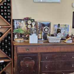 Christian W Klay Wineries - Gift shop
