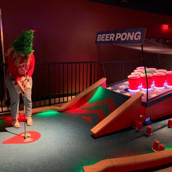 Puttshack - Oakbrook - Mini Golf Near Me - Oak Brook, Illinois