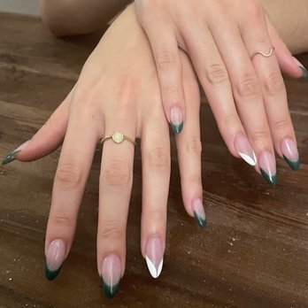 Valley Nails - Simple emerald green french tip nails done by Stephanie! - Nail Salons Near Me - San Diego, California Valley Nails - Simple emerald green french tip nails done by Stephanie! - Nail Salons Near Me - San Diego, California