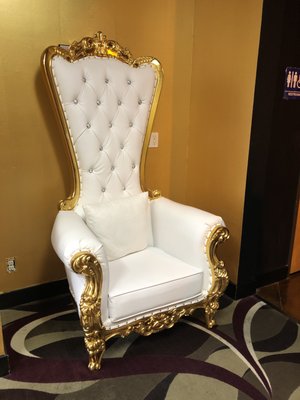 Five Suits Brewing by null