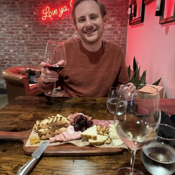 Wine On 2nd - Wine Bars Near Me - Long Beach, California Wine On 2nd - Wine Bars Near Me - Long Beach, California