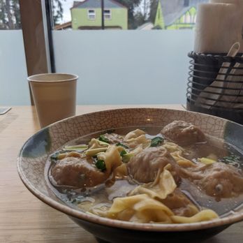 Master Kong - Wonton noodle soup - Noodles Near Me - Portland, Oregon