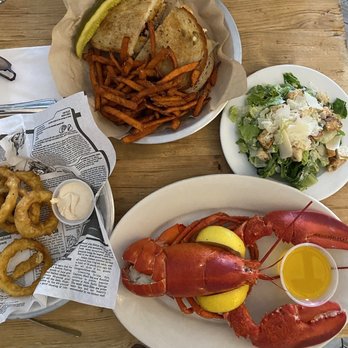Robert's Maine Grill - Onion rings, sweet potato fries, haddock Reuben, steamed lobster, Caesar side salad. - New American Near Me - Kittery, Maine Robert's Maine Grill - Onion rings, sweet potato fries, haddock Reuben, steamed lobster, Caesar side salad. - New American Near Me - Kittery, Maine
