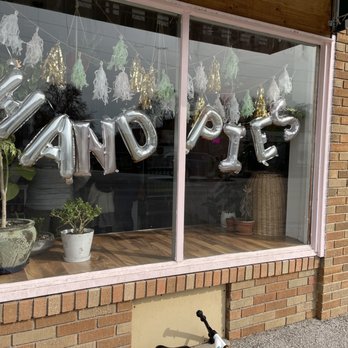 Carter & Rye - Front window of Carter and Rye Hand Pies at about 36th & Center. - Desserts Near Me - Omaha, Nebraska Carter & Rye - Front window of Carter and Rye Hand Pies at about 36th & Center. - Desserts Near Me - Omaha, Nebraska