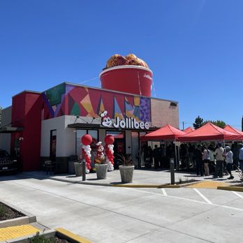 Jollibee - Front and side of drive-thru - Chicken Shop Near Me - Stockton, California Jollibee - Front and side of drive-thru - Chicken Shop Near Me - Stockton, California