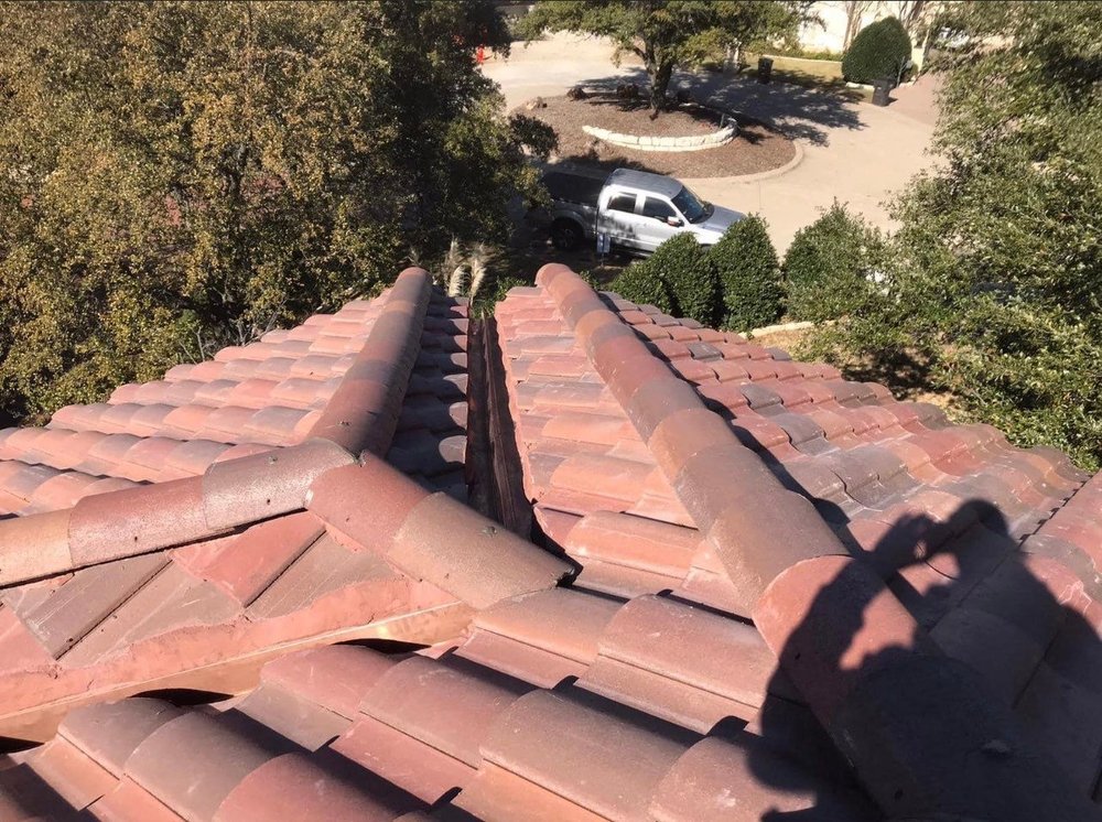 Slide of Good Guys Roofing