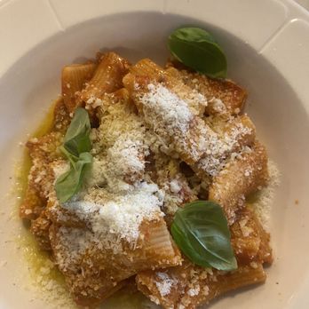 Mano Cornuto - Fiorentini Allá bolognese - Cafes Near Me - Montreal, Quebec
