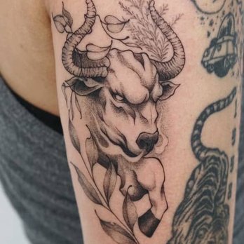 Mateo Studio LA - Bull, Taurus, Zodiac sign - Tattoo Near Me - Los Angeles, California Mateo Studio LA - Bull, Taurus, Zodiac sign - Tattoo Near Me - Los Angeles, California