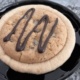 4" Chewy Chocolate Chip 4" Chewy Chocolate Chip