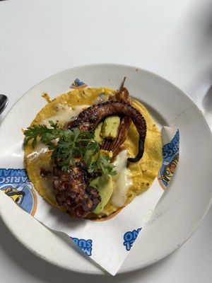 Mariscos El Submarino by null