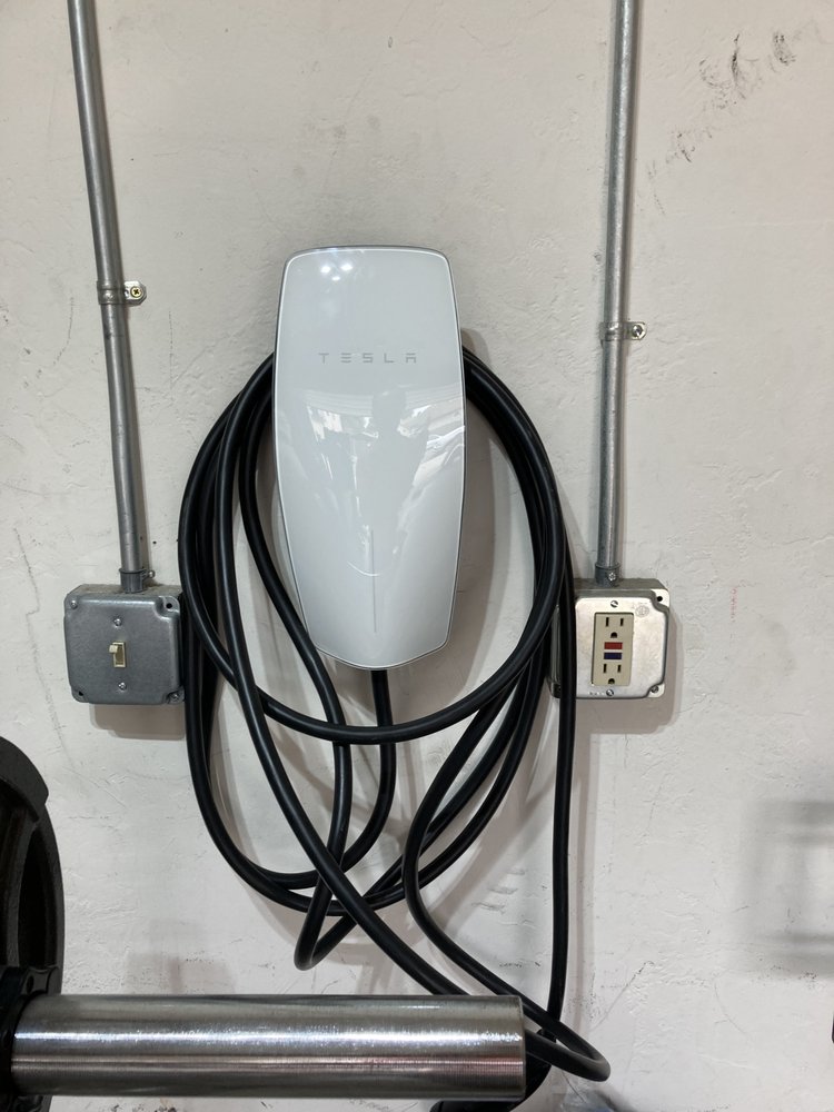 Slide of D-Line Electric