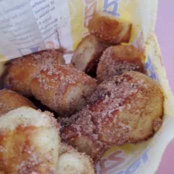 Wetzel's Pretzels - Good little Cini-bits! - Pretzels Near Me - Orlando, Florida