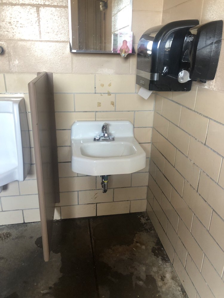 Slide of Williams Plumbing and Repair