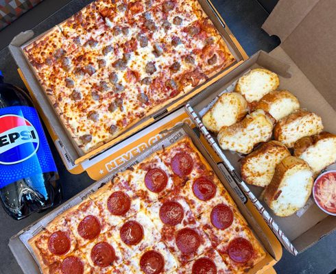 Ledo Pizza by null