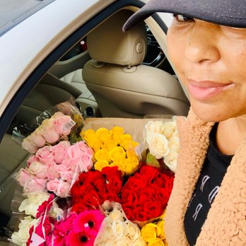 Trader Joe's - Stop & smell the Rosessss beauty in abundance. - Grocery Near Me - Culver City, California Trader Joe's - Stop & smell the Rosessss beauty in abundance. - Grocery Near Me - Culver City, California