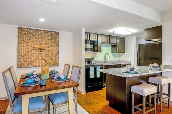 The Livingston by null