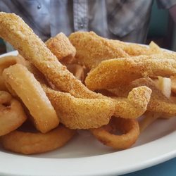 Twin Lakes Catfish Farm