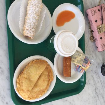 Versailles Bakery - Bakeries Near Me - Miami, Florida Versailles Bakery - Bakeries Near Me - Miami, Florida
